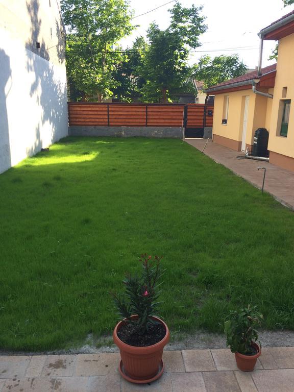 Green Garden Apartman Budapest Exterior photo
